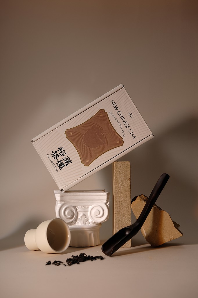 CHA OF YULIAN — Luminous Brew photography — packaging portrait 4-2